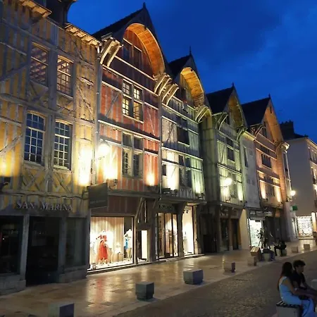 Au Berceau De Apartman Troyes